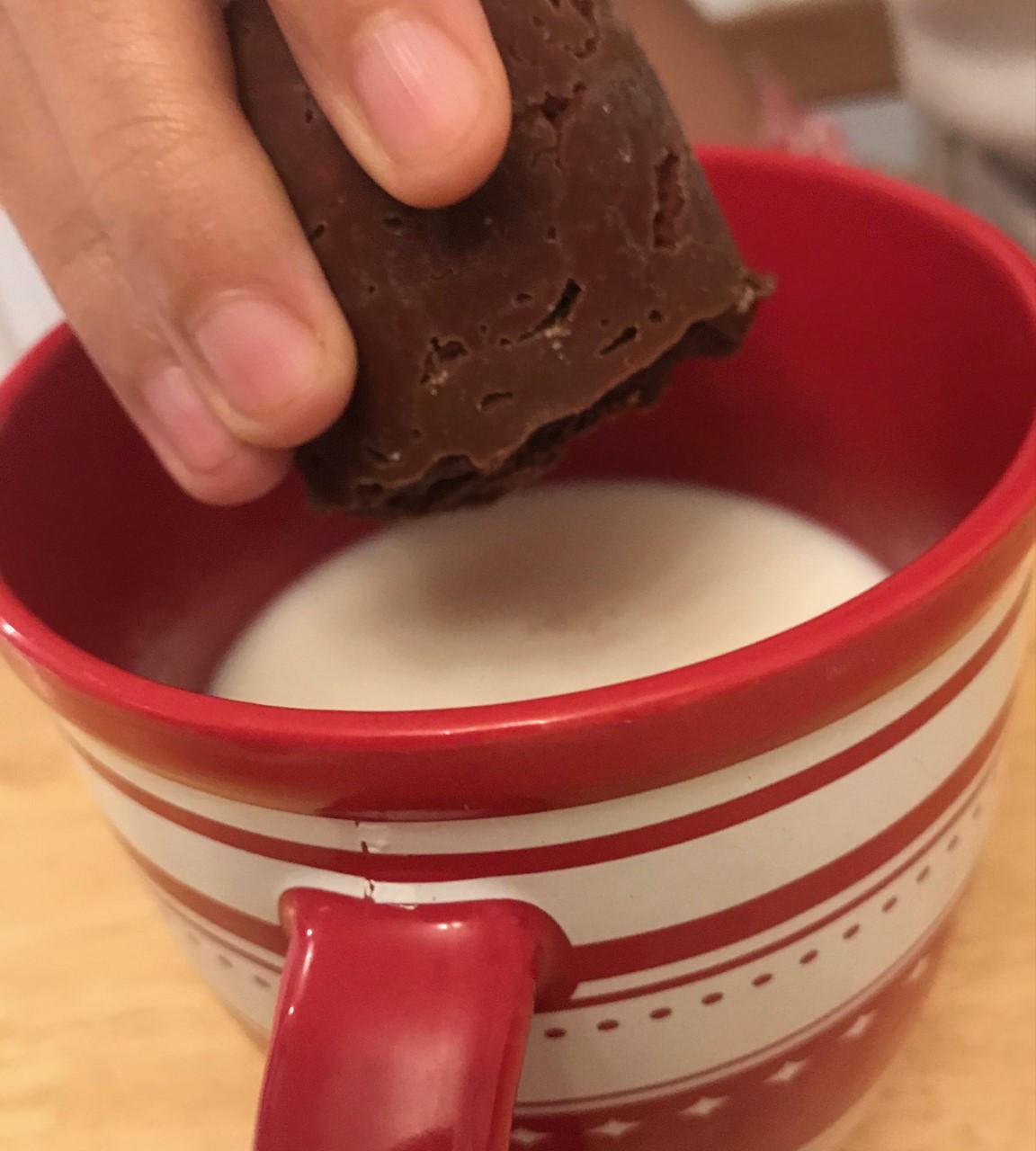 Make Your Own Hot Chocolate Bombs